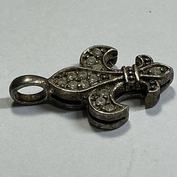Sterling Silver Fleur de Lis pendant, charm with clear stones. 3/4 inches long - Picture 3 of 5